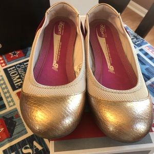 Women’s New Balance Flats Size 7